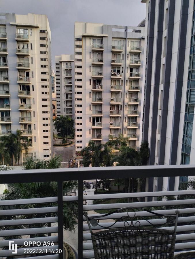 Pasay Condotel Near Resorts World & Airport Exterior foto